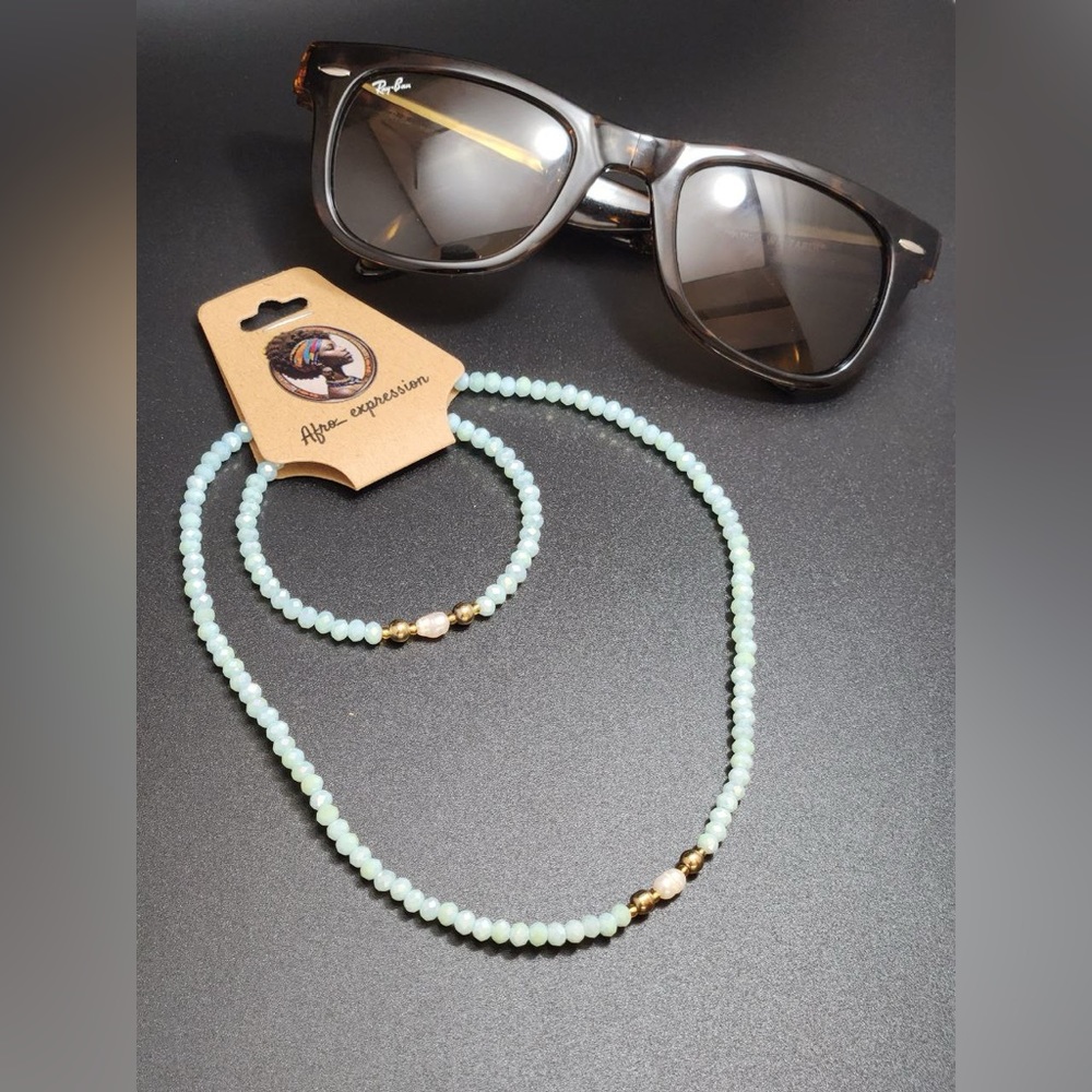 Handcrafted turqoise green necklace bracelet set , new!  ❤️